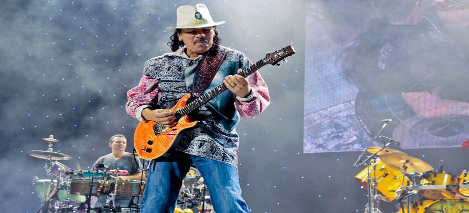 Carlos Santana se desvanece en pleno escenario
