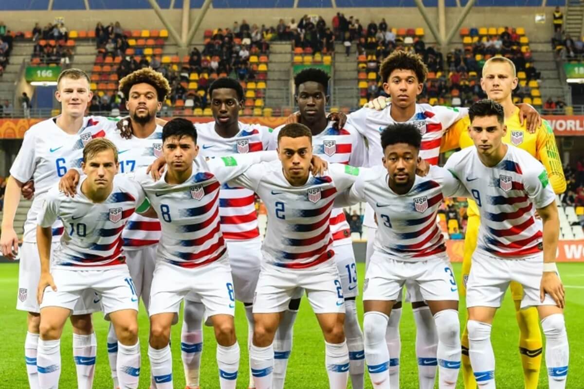 Estados Unidos se mantiene en el puesto 14 del ranking FIFA