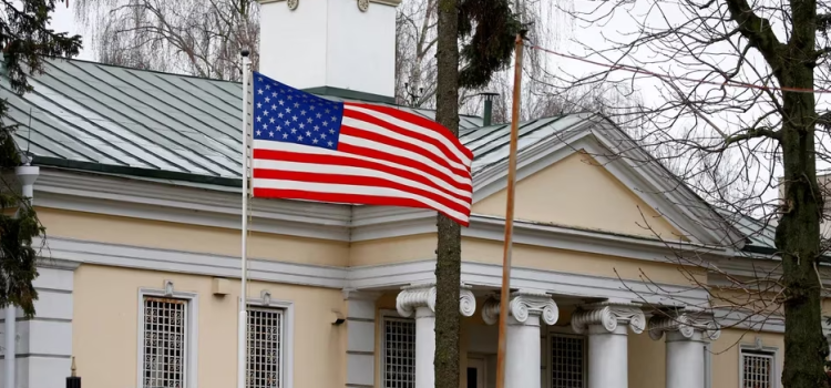 Estados Unidos pide a sus ciudadanos que eviten ir a Bielorrusia o que abandonen la nación de inmediato