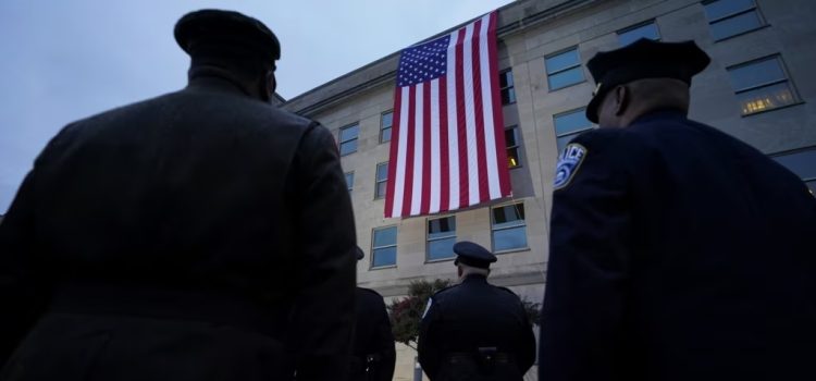 Funcionarios de EE. UU. advierten sobre un “alto riesgo” de amenazas terroristas nacionales y extranjeras en 2024