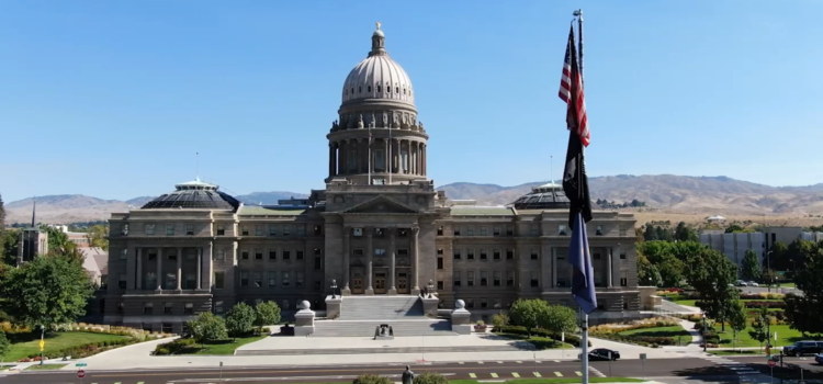 Tribunal de apelaciones levanta restricciones sobre prohibición del aborto en Idaho