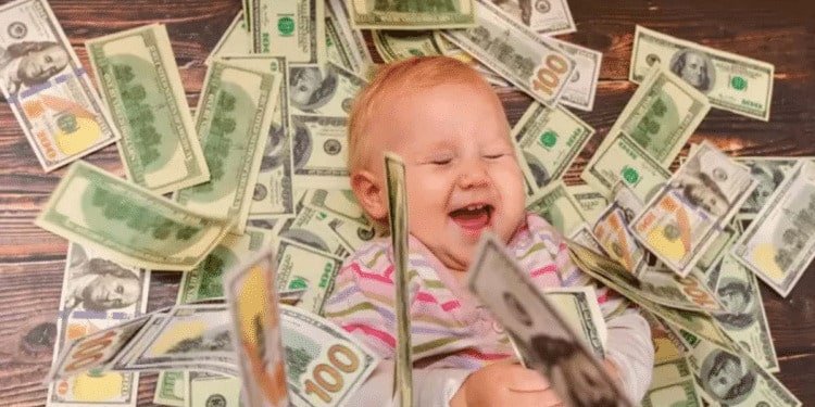 Ganó 45 mil dólares en un mes… y solo tiene 6 meses Ganó 45 mil dólares en un mes… y solo tiene 6 meses