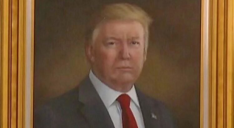 Trump enfurece al ver su retrato “distorsionado” en el Capitolio de Colorado