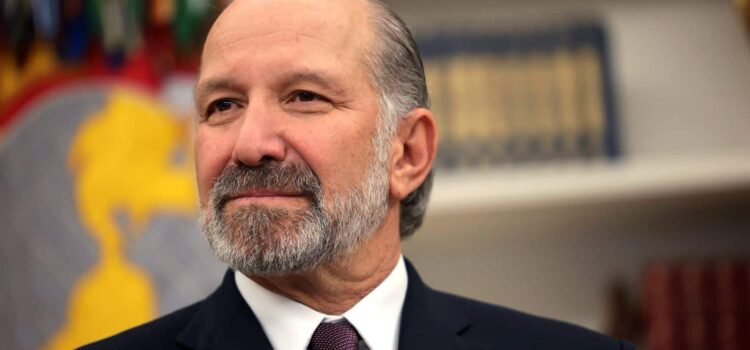 Secretario de comercio,Howard Lutnick, insta a comprar acciones de Tesla