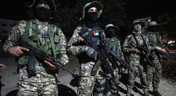 Hamás perdió “contacto” con el grupo que custodiaba a un rehén estadounidense-israelí