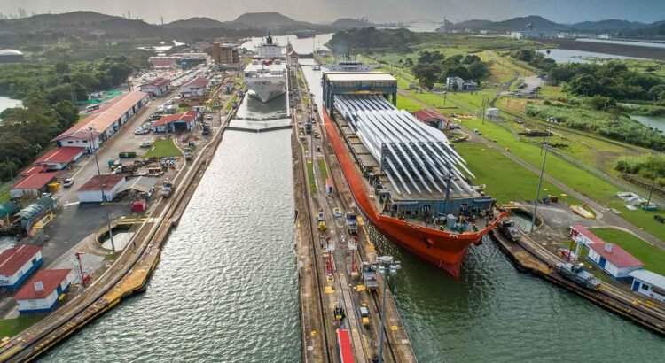 Estados Unidos negocia que sus buques de guerra pasen “gratis” por el Canal de Panamá