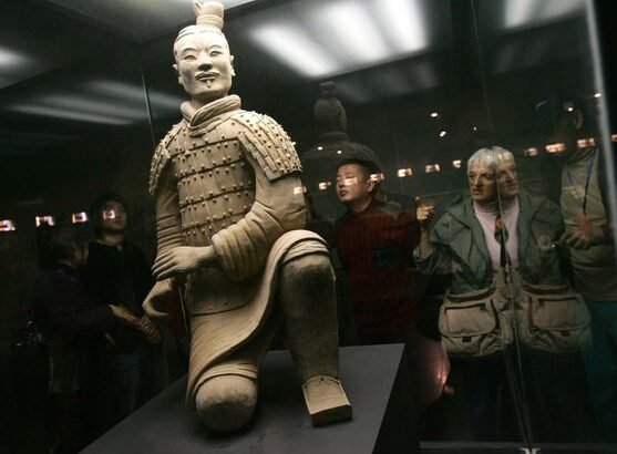 Arqueólogos temen abrir la tumba del primer emperador de China