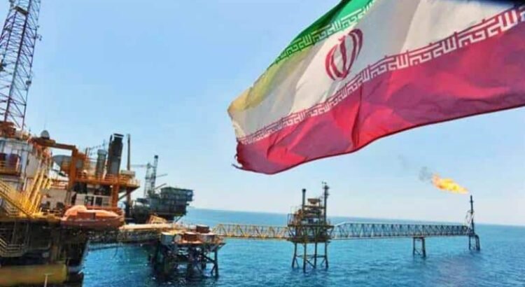 Precios del petróleo se hunden tras ataque de Irán a bases de EU en Qatar