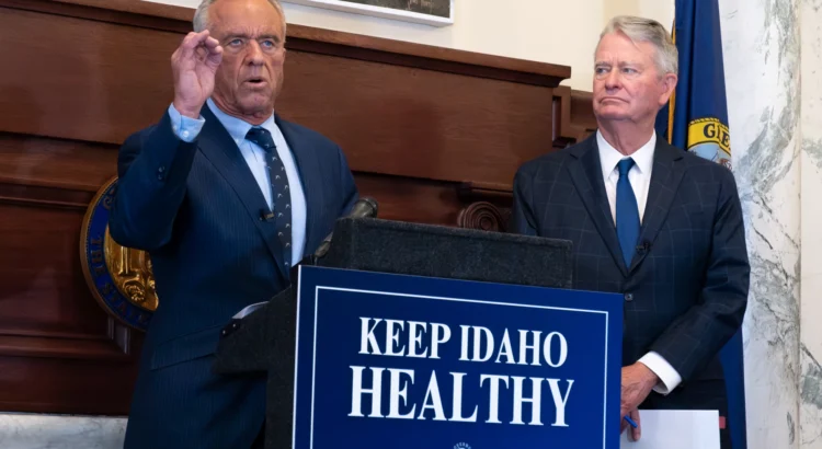 RFK Jr. llama a Idaho el “hogar de la libertad médica” durante una breve visita