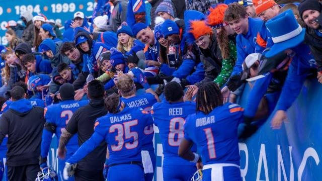 Boise State analiza las opciones de ingresos mientras el dinero en los deportes universitarios continúa cambiando el juego