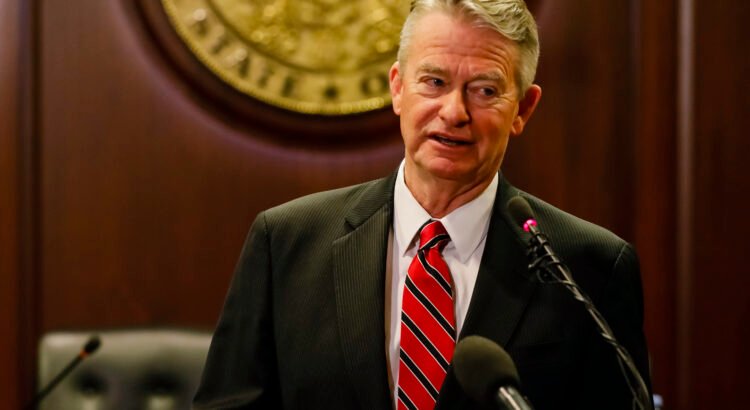 Gobernador de Idaho autoriza apoyo de la Guardia Nacional a operaciones de ICE