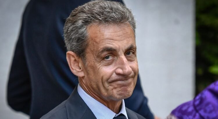 Nicolas Sarkozy: de ambicioso héroe de la derecha francesa a convicto Nicolas Sarkozy: de ambicioso héroe de la derecha francesa a convicto