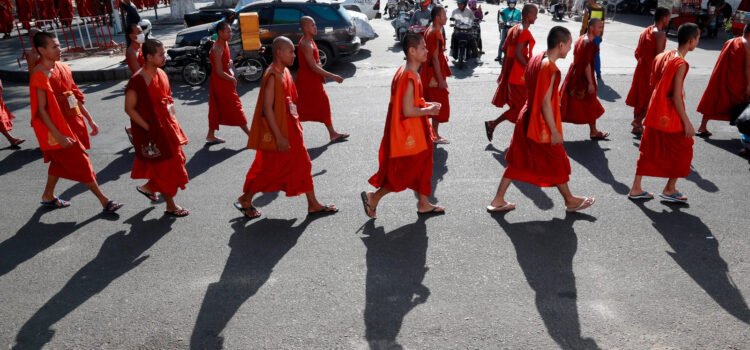 La ceremonia obligatoria que desnuda el control chino sobre el alma del Tíbet