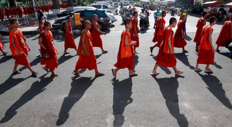 La ceremonia obligatoria que desnuda el control chino sobre el alma del Tíbet La ceremonia obligatoria que desnuda el control chino sobre el alma del Tíbet