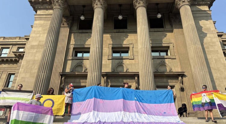 Se niega la solicitud de un atleta transgénero de desestimar la demanda deportiva de Idaho Se niega la solicitud de un atleta transgénero de desestimar la demanda deportiva de Idaho