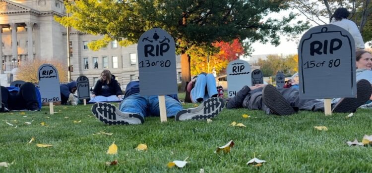 Protesta en el Capitolio de Boise por el cambio en la política federal de atención médica