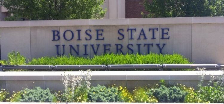 Boise State solicita extensión en su búsqueda de un nuevo presidente