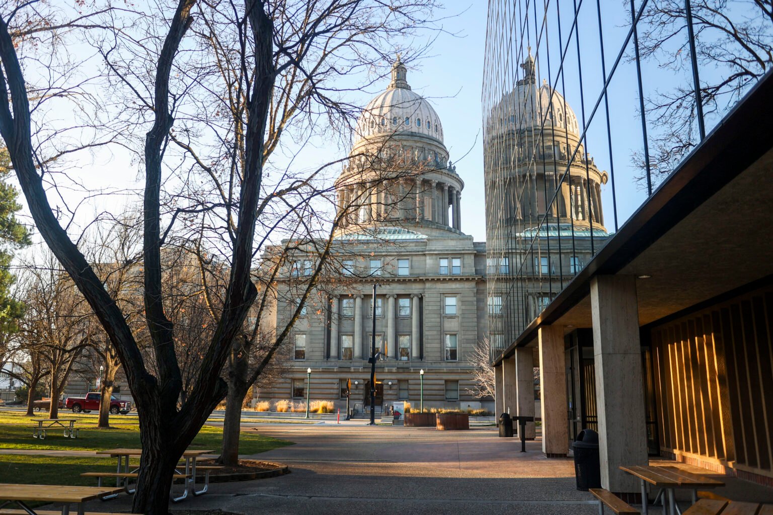 Los comités de acción política de Idaho gastaron más de 4,2 millones de dólares en las elecciones primarias.