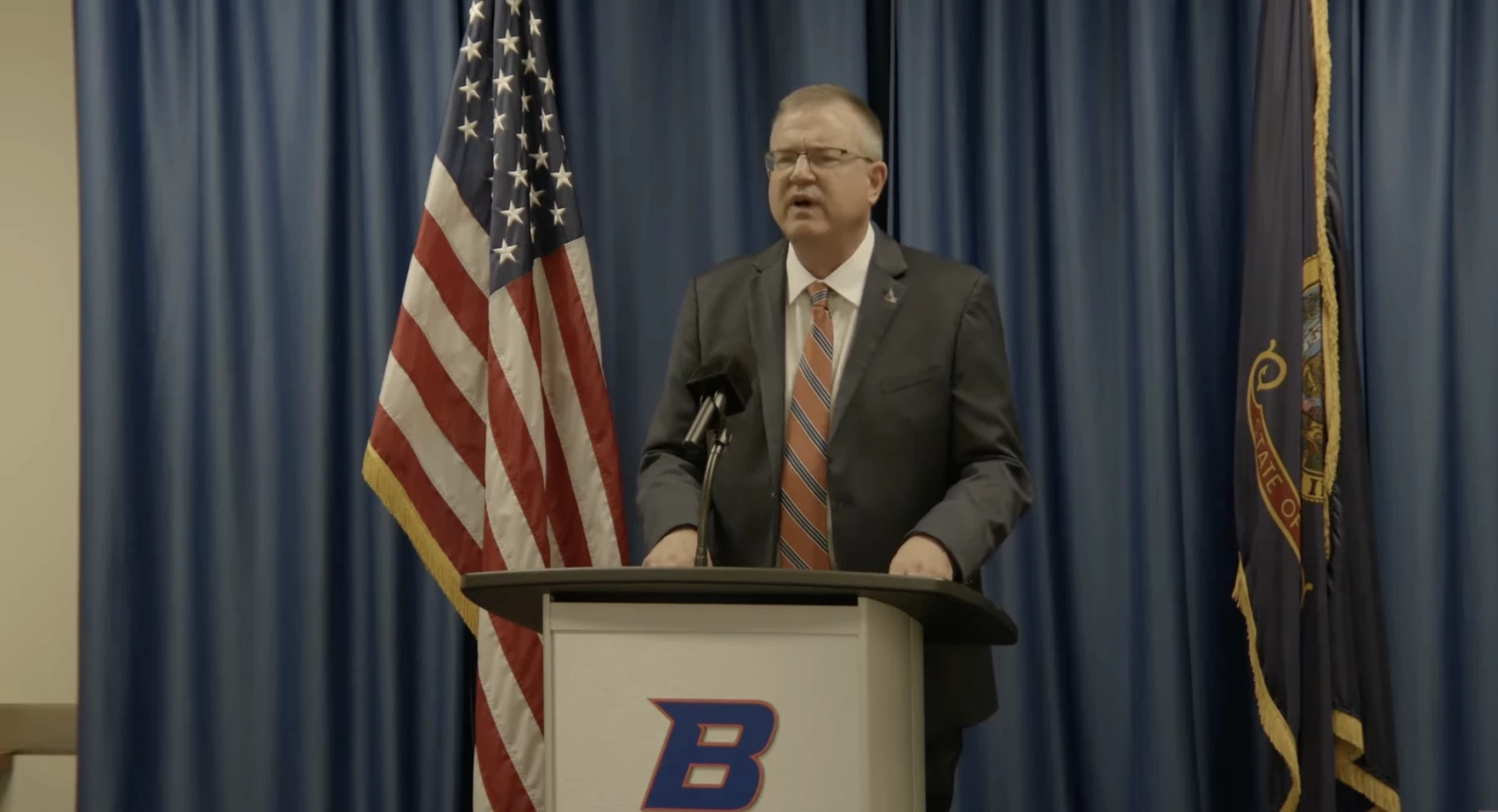 La Junta Estatal de Educación de Idaho designa a David Hahn para dirigir la Universidad Estatal de Boise.