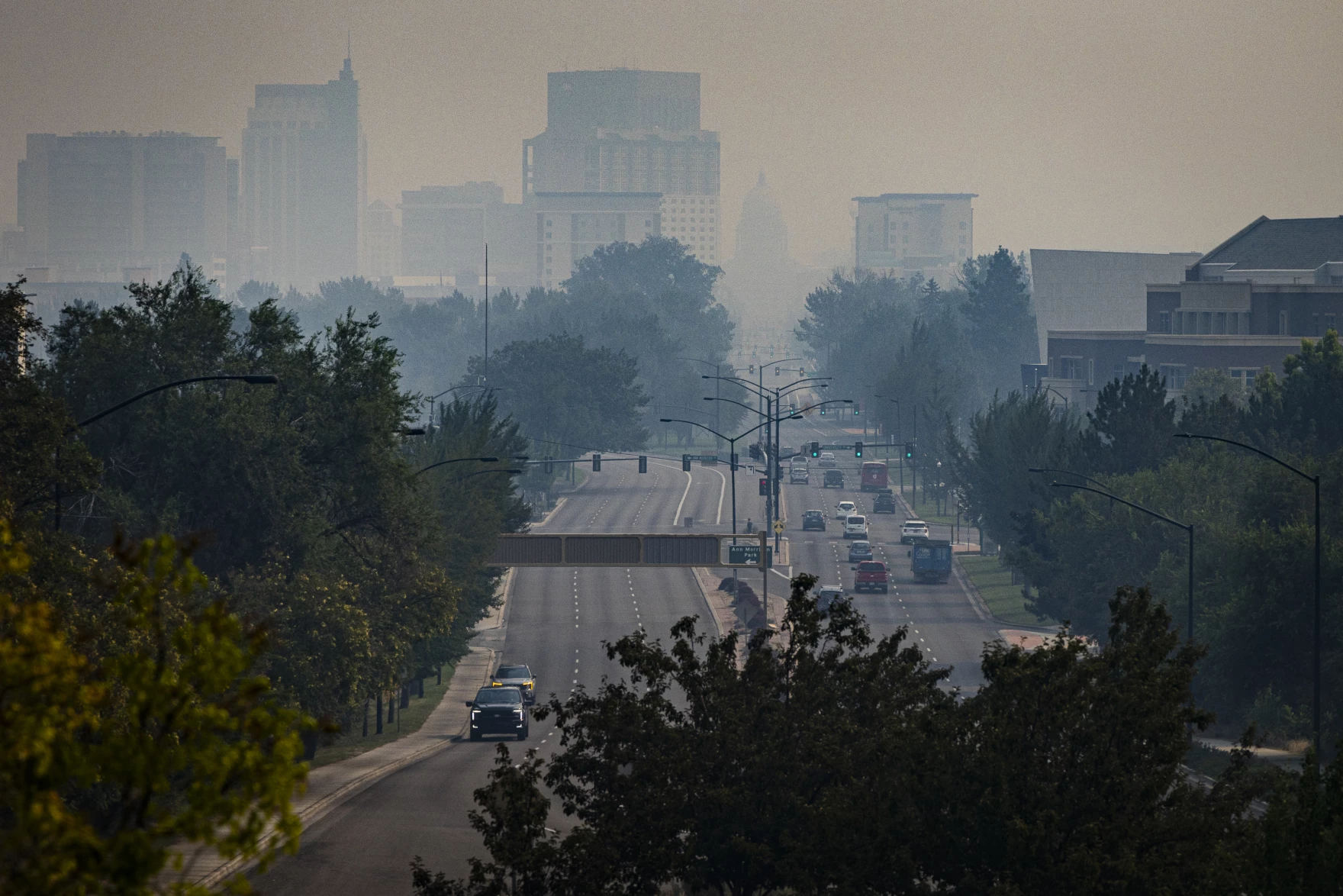 El humo de los incendios forestales provoca que los habitantes de Idaho acudan a urgencias.