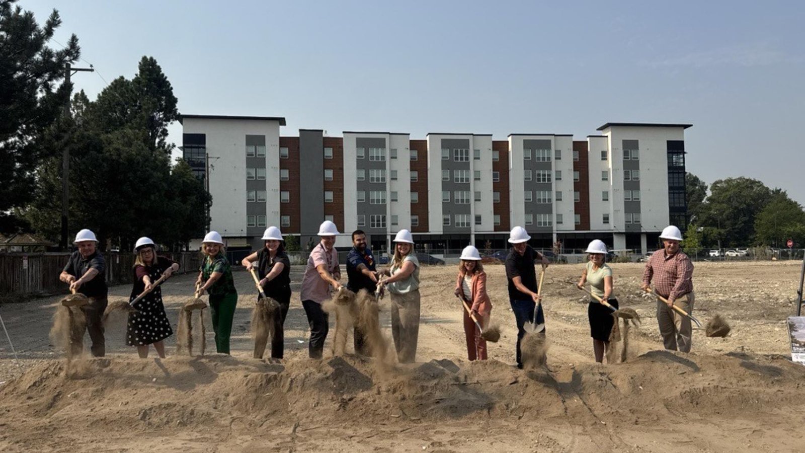Se inicia la construcción del primer complejo de viviendas asequibles para familias en Boise.