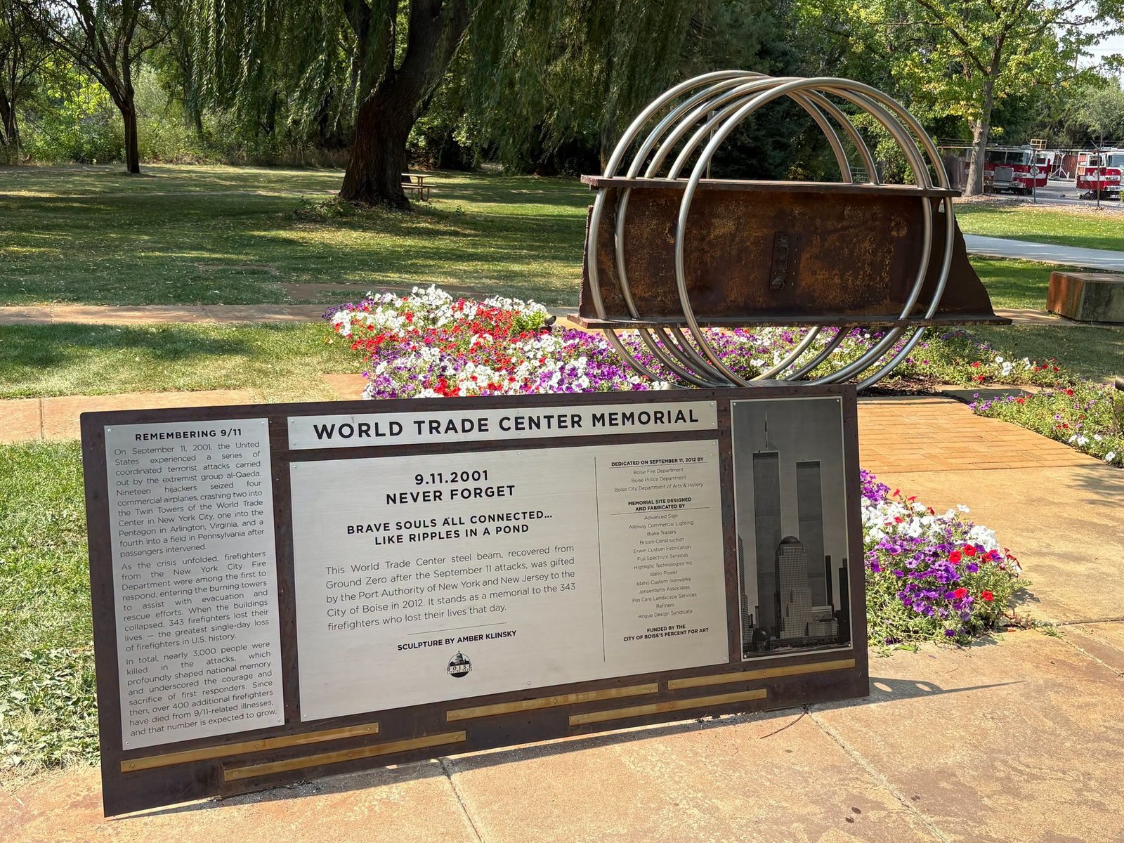 Boise reinaugura el monumento conmemorativo del World Trade Center antes del 25 aniversario del 11 de septiembre.